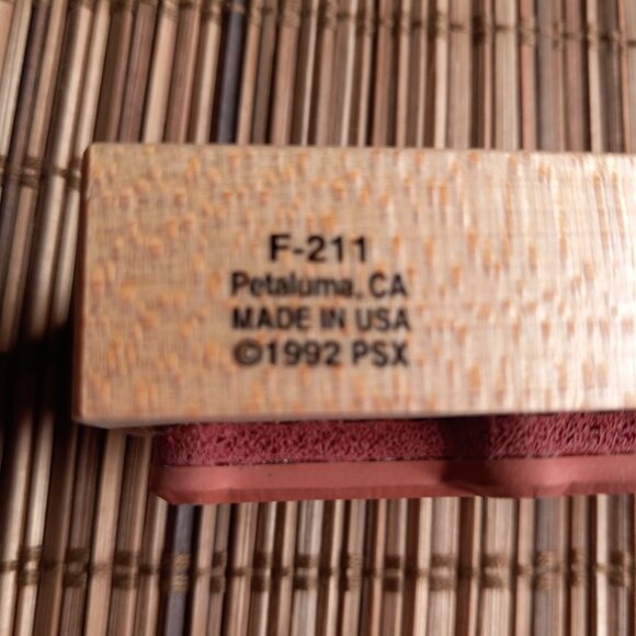 PSX F-211 Christmas Nutcracker Tin Soldier Rubber Stamp - Picture 3 of 3